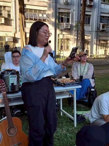 「一句一句堆砌成一聚」相關照片，第 5 張