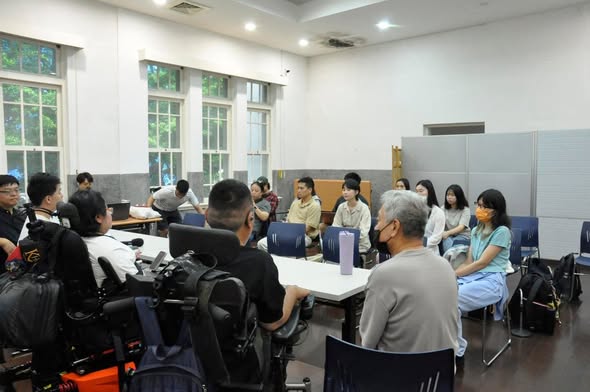「由政治大學民族學系「人類學與障礙研究」課程主辦，邀請臺障青一同協辦。」相關照片，第 5 張